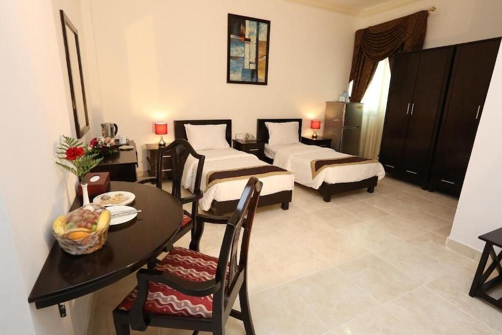 La Villa Palace Hotel Doha Exterior foto