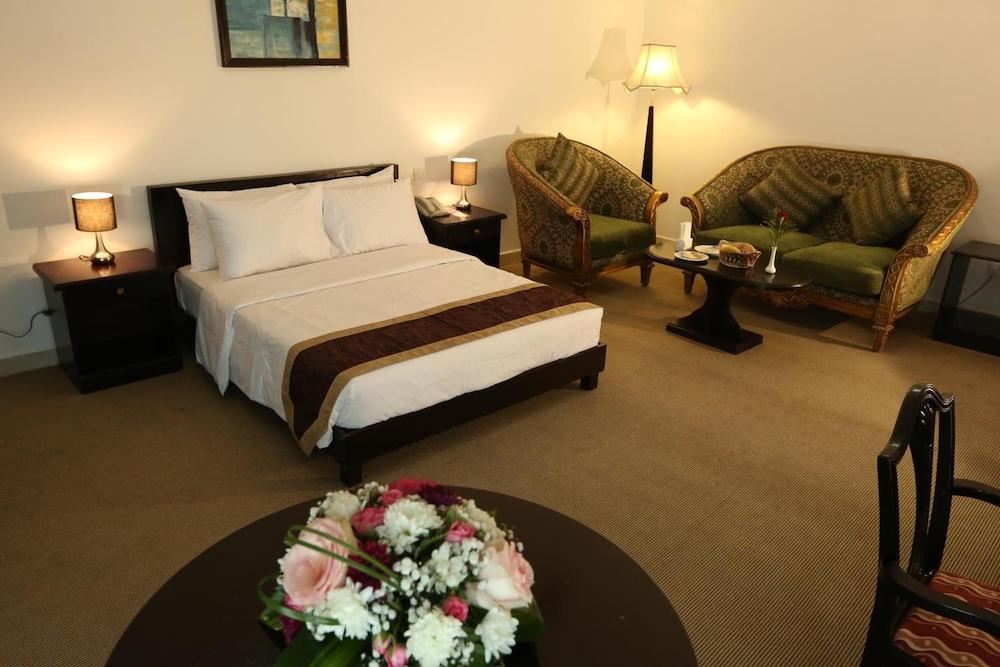 La Villa Palace Hotel Doha Exterior foto