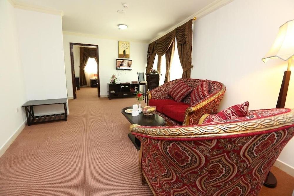 La Villa Palace Hotel Doha Exterior foto