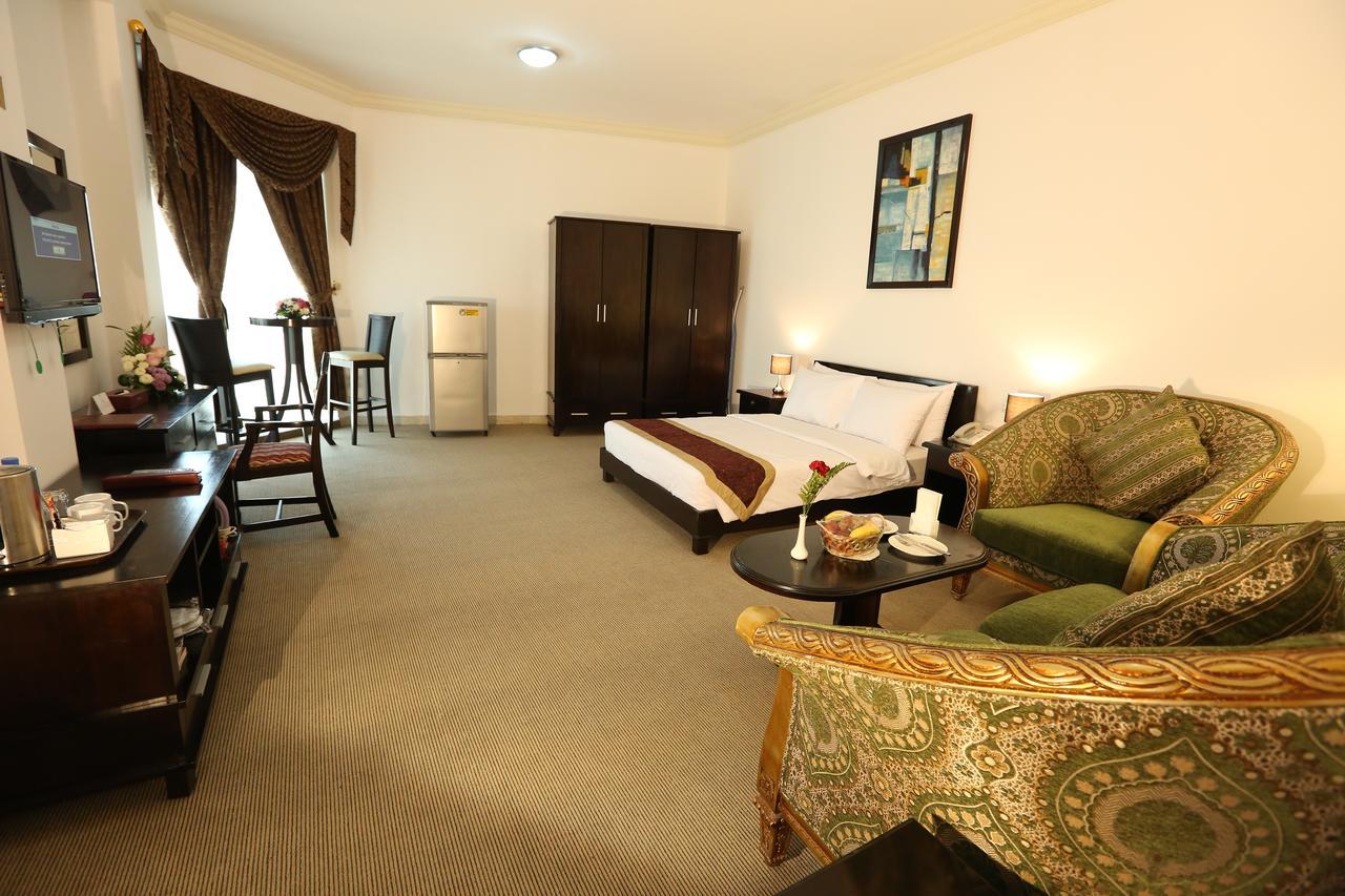 La Villa Palace Hotel Doha Exterior foto