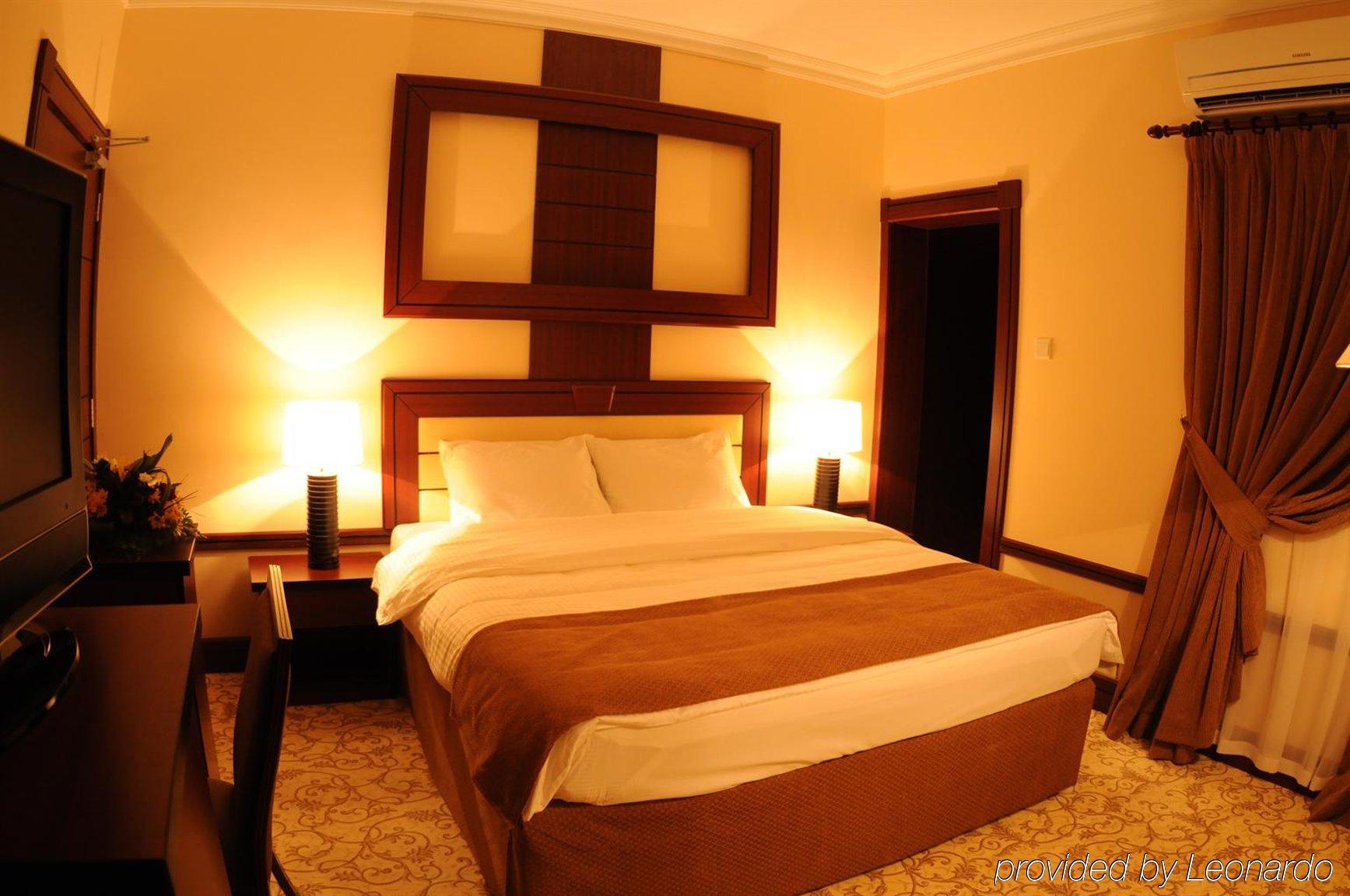 La Villa Palace Hotel Doha Exterior foto